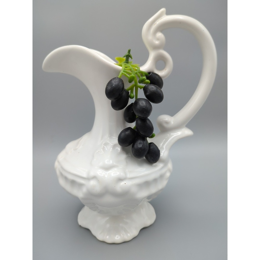 Vintage White Ceramic Pitcher Vase Portugal Scallop‎ Shell Rubber Grapes Read